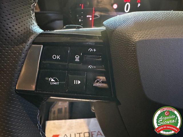 OPEL Astra usata, con Fari LED