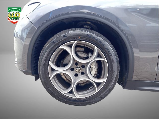 ALFA ROMEO Stelvio usata, con Specchietti laterali elettrici