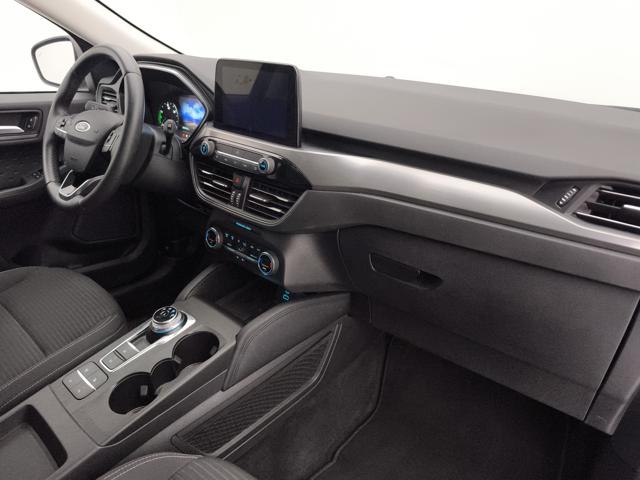 FORD Kuga usata, con Fari LED