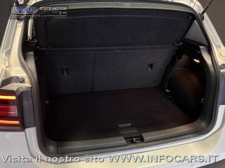 VOLKSWAGEN T-Cross usata, con Bracciolo