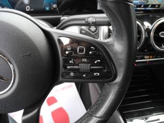 MERCEDES-BENZ GLB 200 usata, con Airbag posteriore