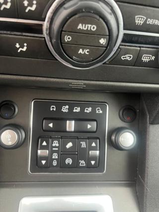 LAND ROVER Discovery usata, con Interni in pelle