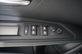 PEUGEOT 3008 usata, con Volante in pelle