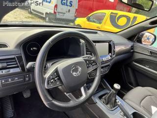 SSANGYONG REXTON usata, con Fendinebbia