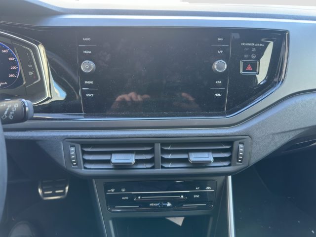 VOLKSWAGEN Taigo usata 10