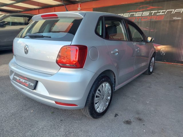 VOLKSWAGEN Polo usata, con Autoradio