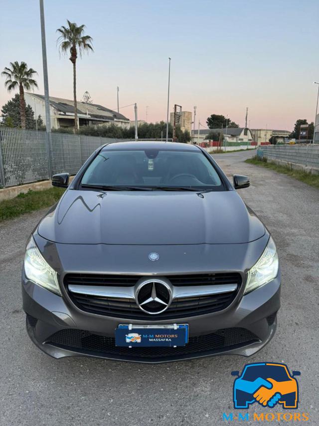 MERCEDES-BENZ CLA 180 usata, con Airbag