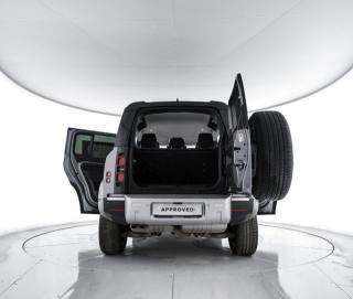 LAND ROVER Defender usata 11