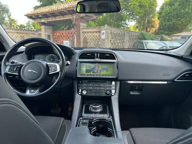 JAGUAR F-Pace usata, con Climatizzatore