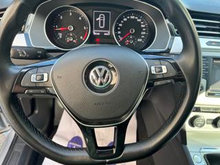 VOLKSWAGEN Passat Variant usata, con Climatizzatore