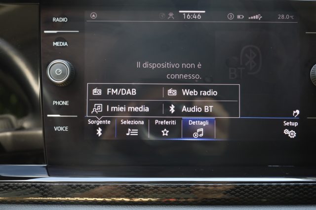 VOLKSWAGEN Taigo usata, con Apple CarPlay