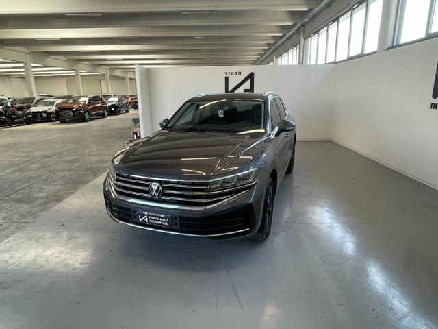 VOLKSWAGEN Touareg usata, con Airbag laterali