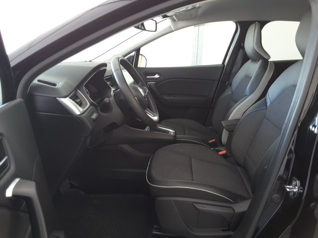 RENAULT Captur usata, con Boardcomputer