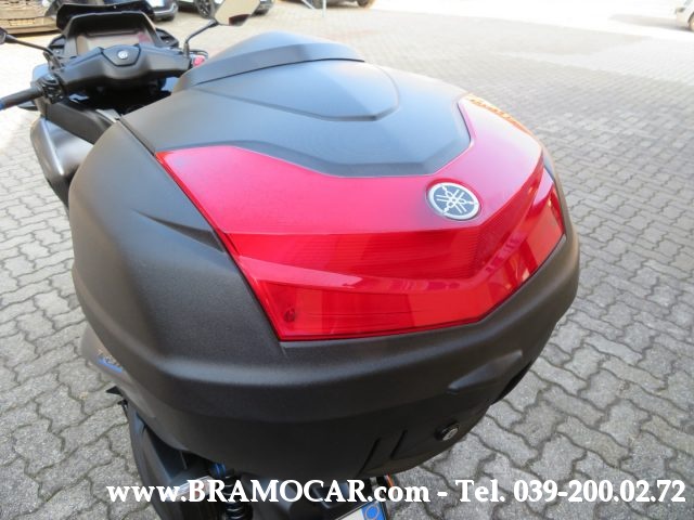 YAMAHA Tricity 300 usata 8