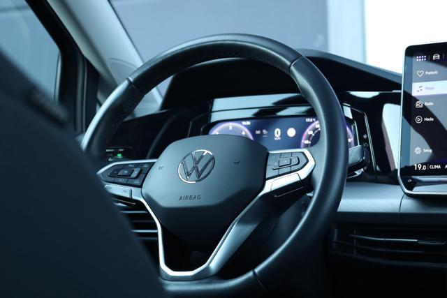 VOLKSWAGEN Golf usata, con Volante in pelle