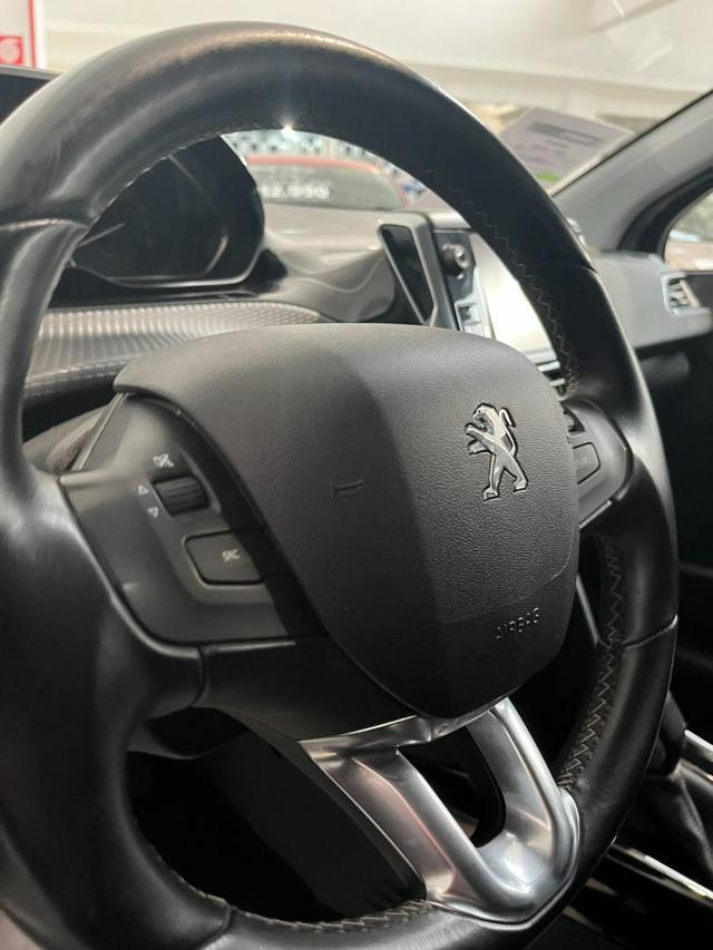 PEUGEOT 2008 usata, con Cerchi in lega