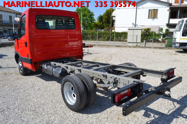 IVECO Daily usata 8