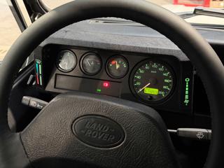 LAND ROVER Defender usata, con Bracciolo