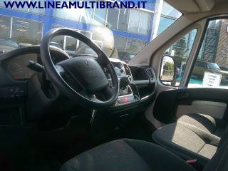 PEUGEOT Boxer usata, con USB