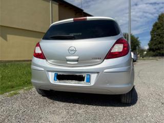 OPEL Corsa usata, con Airbag laterali