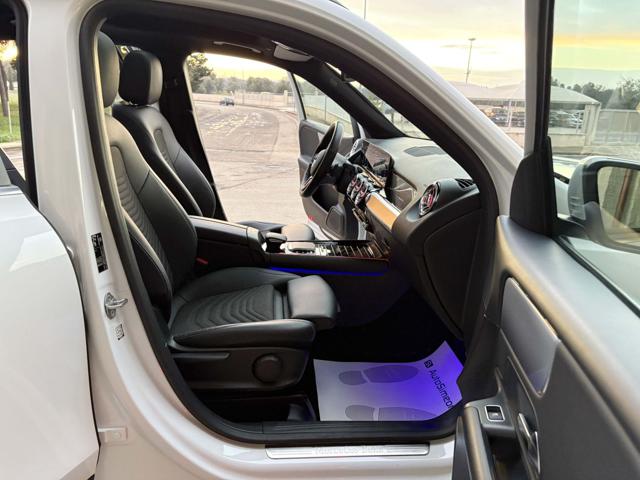MERCEDES-BENZ GLB 200 usata, con Controllo automatico clima
