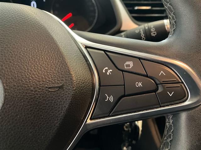 RENAULT Captur usata 17