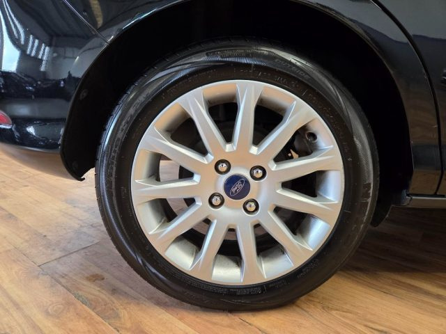 FORD B-Max usata, con Chiusura centralizzata