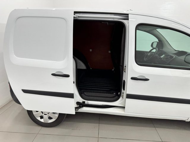 RENAULT Kangoo usata, con Airbag