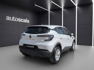 RENAULT Captur usata, con Autoradio