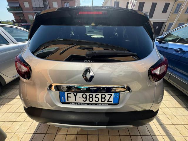 RENAULT Captur usata, con Autoradio