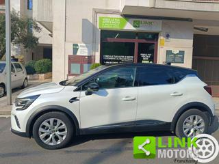 RENAULT Captur usata, con Volante in pelle