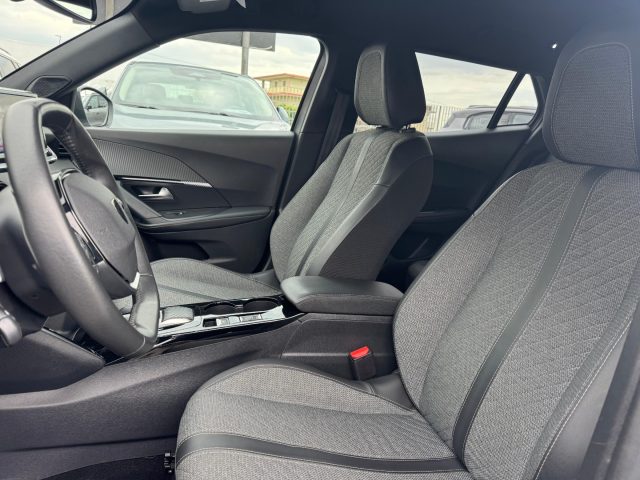 PEUGEOT 2008 usata, con Controllo automatico clima