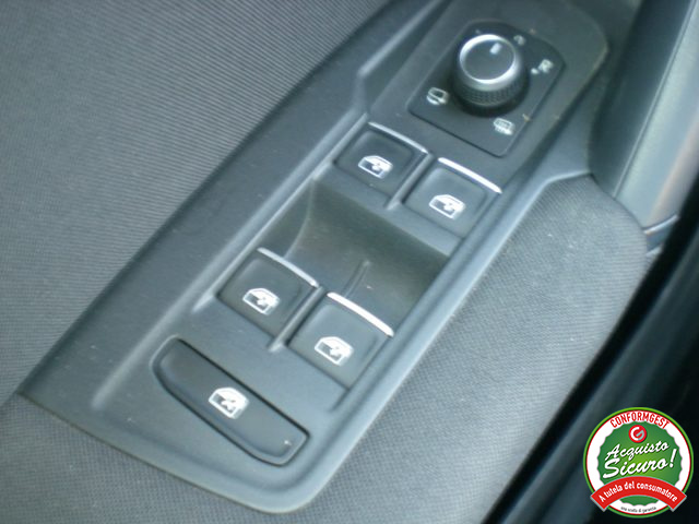 VOLKSWAGEN Tiguan usata 21