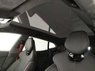LOTUS Eletre usata, con Touch screen