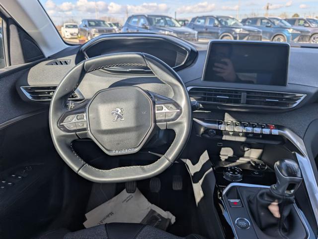 PEUGEOT 3008 usata, con Cerchi in lega