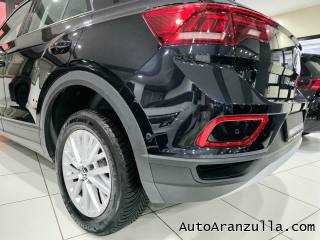 VOLKSWAGEN T-Roc usata, con Volante multifunzione
