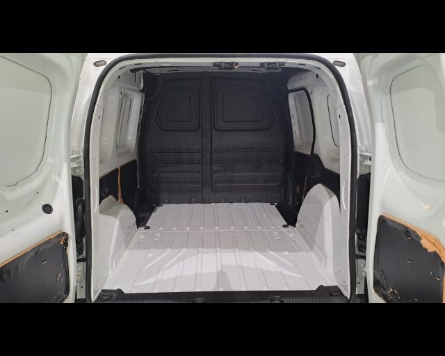 RENAULT Kangoo usata, con Luci diurne LED