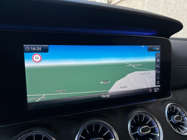 MERCEDES-BENZ E 220 usata, con Cerchi in lega