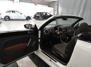 VOLKSWAGEN Maggiolino usata, con Airbag