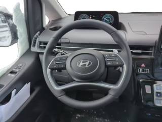 HYUNDAI Staria usata, con Controllo trazione