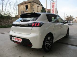 PEUGEOT 208 usata, con Airbag Passeggero
