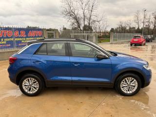 VOLKSWAGEN T-Roc usata, con Autoradio