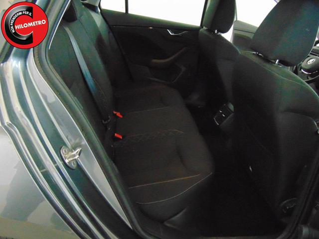 SKODA Kamiq usata, con Autoradio