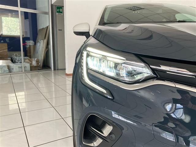 RENAULT Captur usata, con Controllo automatico clima