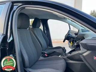 PEUGEOT 208 usata, con Autoradio