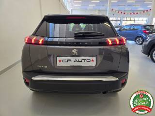 PEUGEOT 2008 usata, con Autoradio