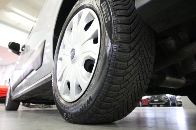 FORD Transit Connect usata, con Autoradio digitale