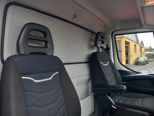 IVECO Daily usata 11