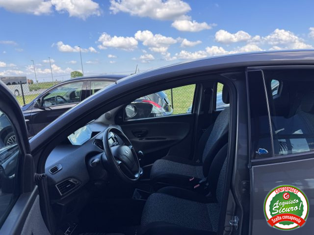 LANCIA Ypsilon usata, con Cronologia tagliandi