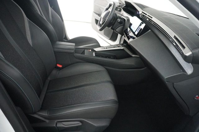 PEUGEOT 308 usata, con Controllo automatico clima